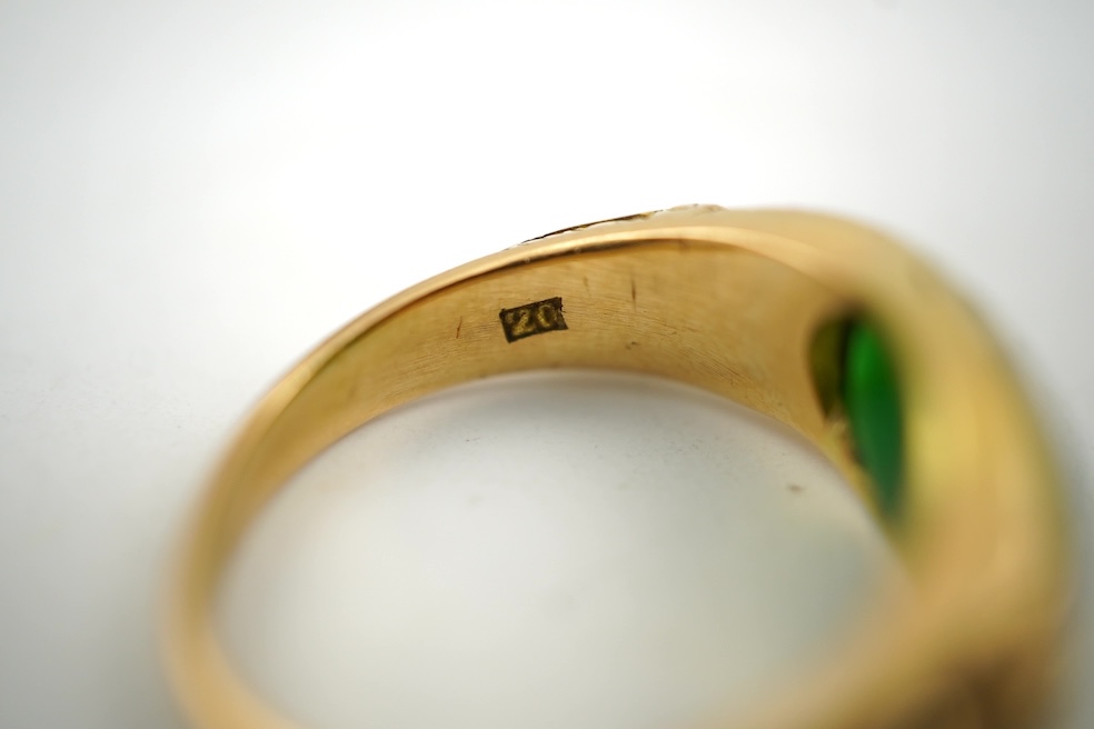 A fine jadeite ring, early 20th century